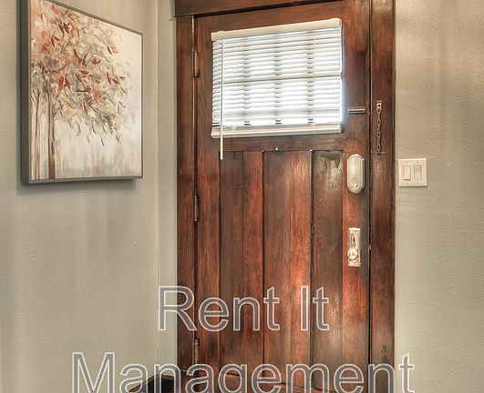5th image of 805 N 50th Ave
