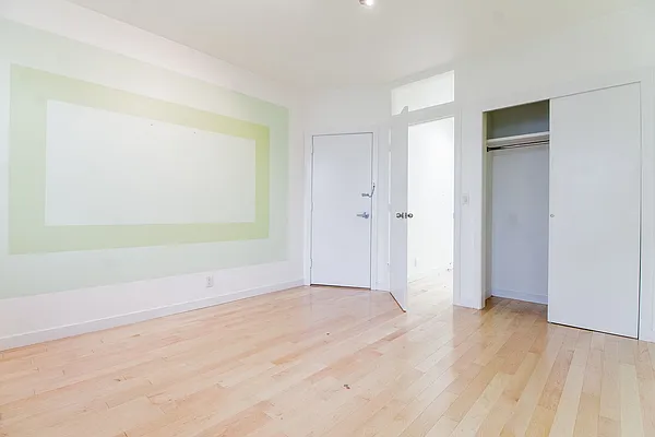 Rented by EXR | media 6