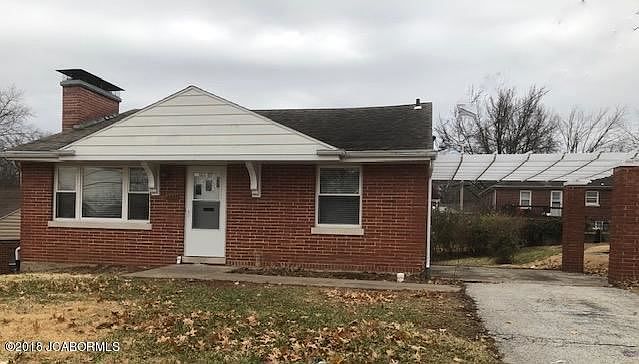 1st image of 2213 Hillsdale Dr