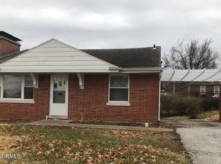 2213 Hillsdale Dr, Jefferson City, MO 65109
