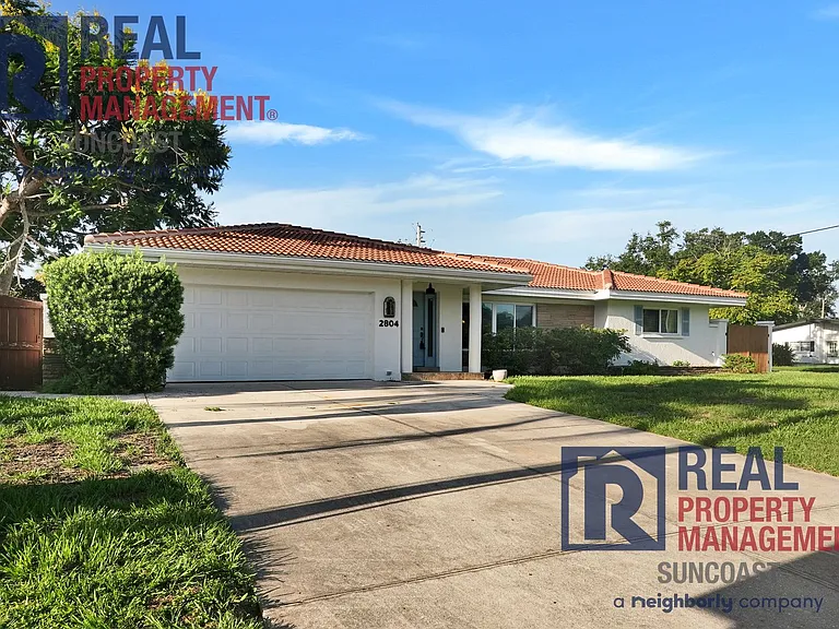 2804 Bougainvillea St — Photo 2