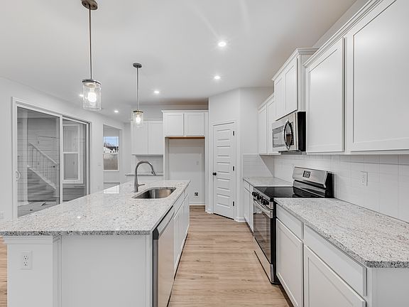 4th image of 9287 Loyola Way