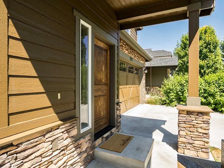 61129 Teton Ln — Photo 3