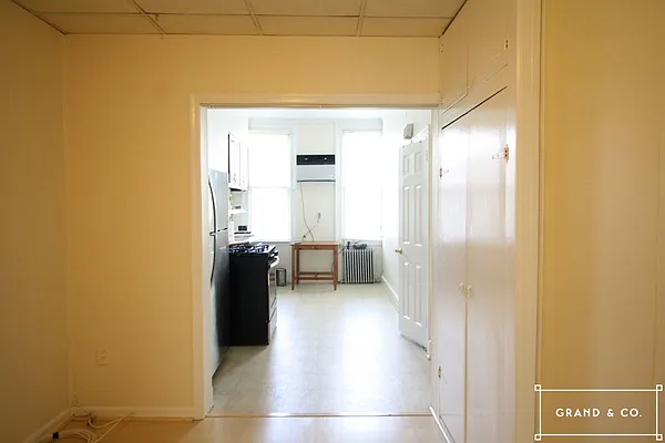 Rented by Grand & Co. | media 25