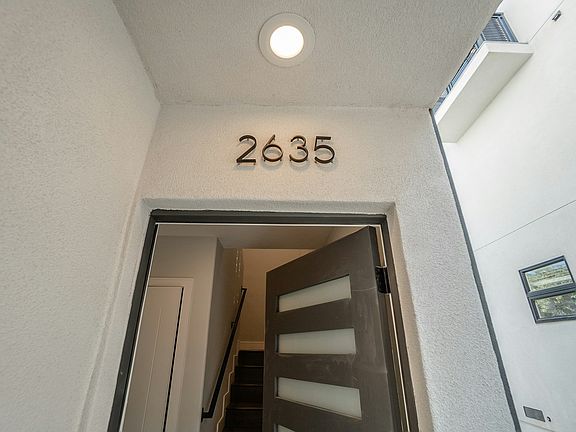2nd image of 2631 S La Salle Ave #2635