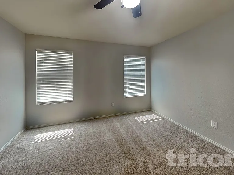 3120 Middleview Rd — Photo 12