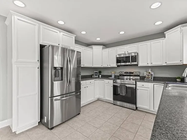 267 Dylan Cir — Photo 35