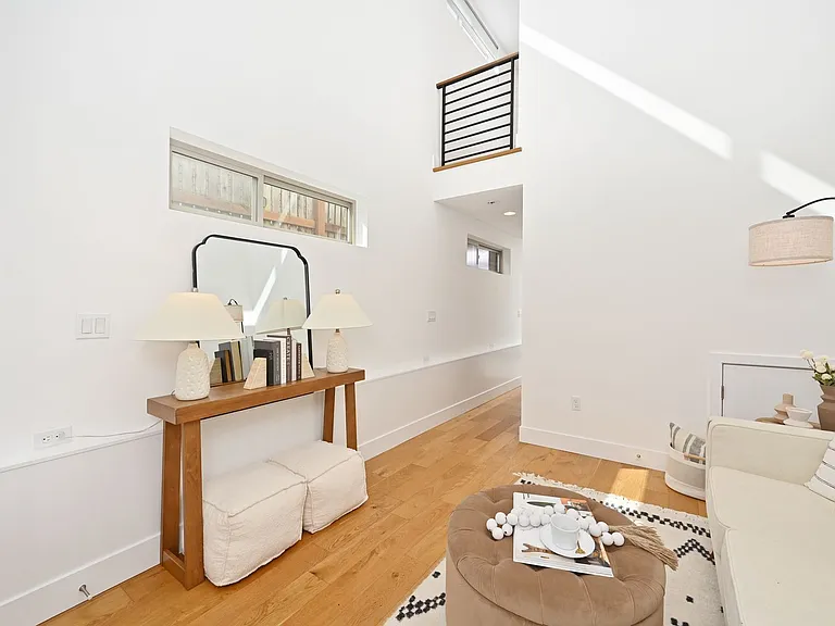 2108 E James St #A — Photo 4