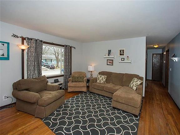 4th image of 3020 S Venus Ave
