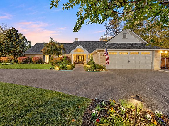 3rd image of 6417 Summit Ridge Dr
