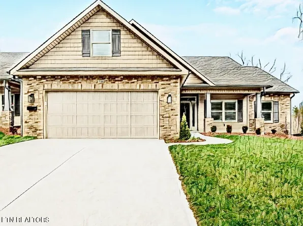 1323 Kenzi Rose Ln, Knoxville, TN 37918