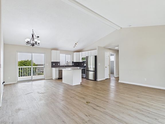 2nd image of 8418 E Bull Pine Ln