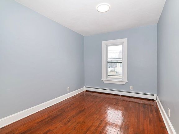 3rd image of 79-85 Gilbert St