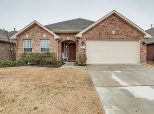 2412 Castle Creek Dr, Little Elm, TX 75068
