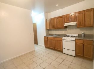 3208 36th Ave APT 2R, Astoria, NY 11106