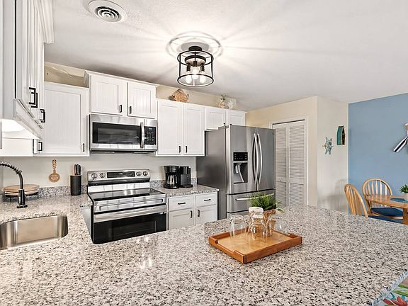 3rd image of 3700 Golf Colony Ln #26-G
