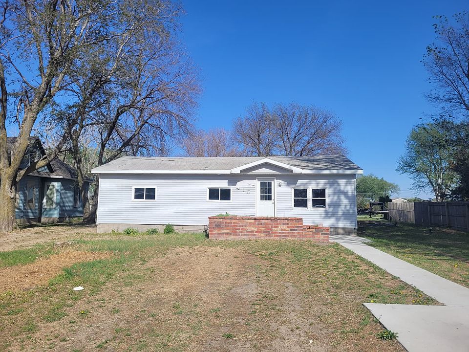 1st image of 415 Arapahoe Ave