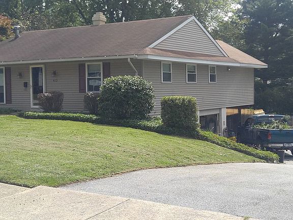 4th image of 412 Chesterfield Dr