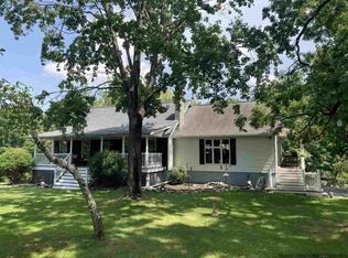 3 Beth Dr, Marlboro, NY 12542
