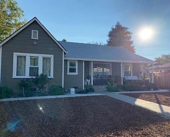1st image of 371 Cureton Pl