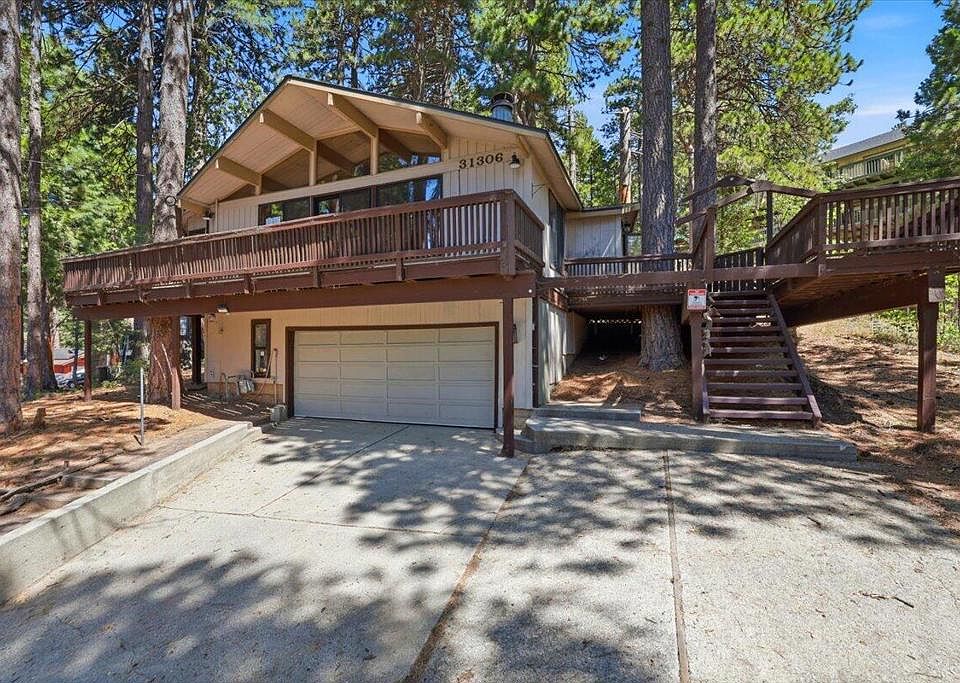 1st image of 31306 Circle View Dr