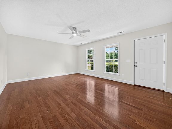3rd image of 2212 South Island Rd.