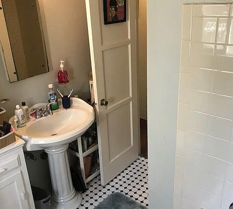 2nd image of 734 Silver Lake Blvd