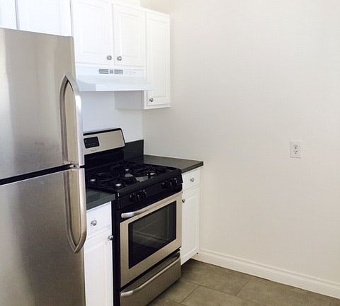 5th image of 17020 W Sunset Blvd APT 19