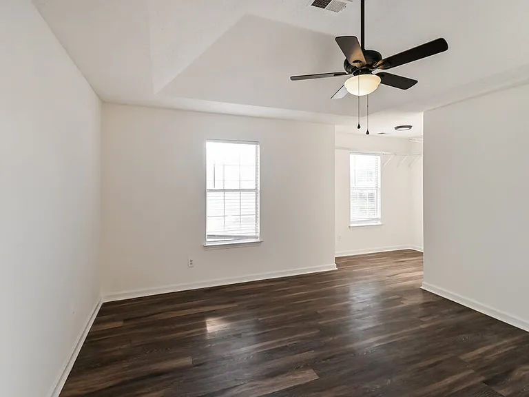 7159 Creekside Dr — Photo 10
