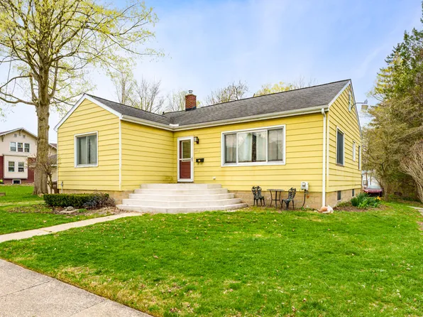 416 Morrison Ave, Bangor, MI 49013
