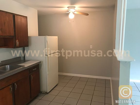 4th image of 4820 Pawnee Trl