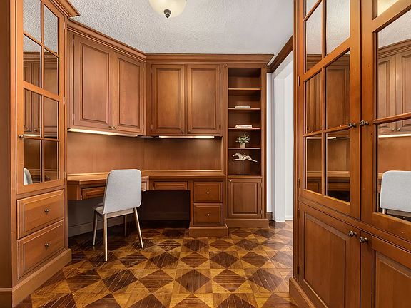 5th image of 330 E 38th St APT 16J