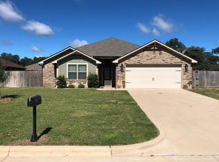 390 Noah, Lindale, TX 75771