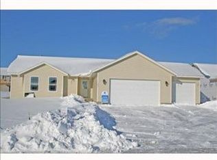 360 Rosslare St, Marion, IA 52302