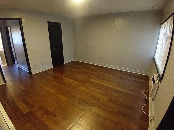 2nd image of 2535 Burnet Ave APT 20