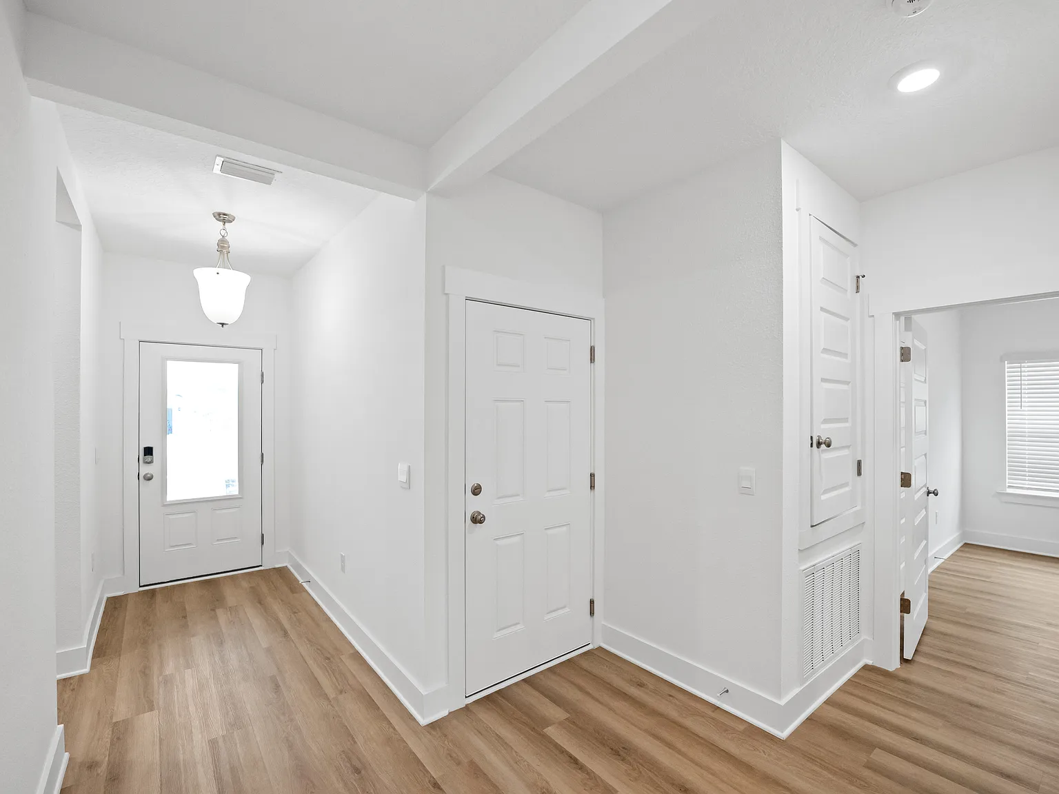 21073 Teluga Avenue - 1 — Photo 2