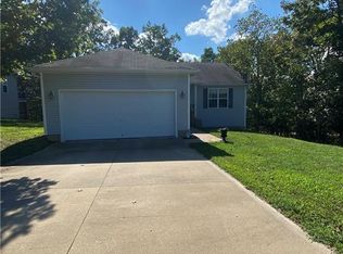 396 Bittersweet Rd, Lake Ozark, MO 65049