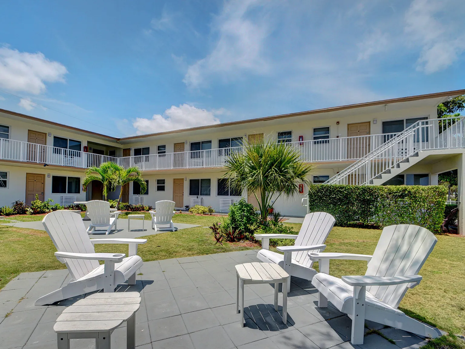 1 bed, 1.0 bath, 650 sqft, $1,700 — Photo 1