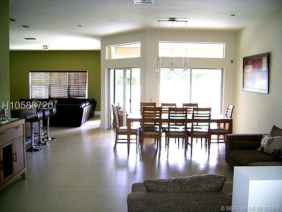 2nd image of 1518 Meadows Blvd