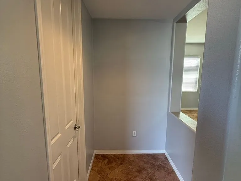 10317 Titanium St — Photo 29