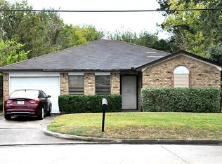2320 25th St N, Texas City, TX 77590