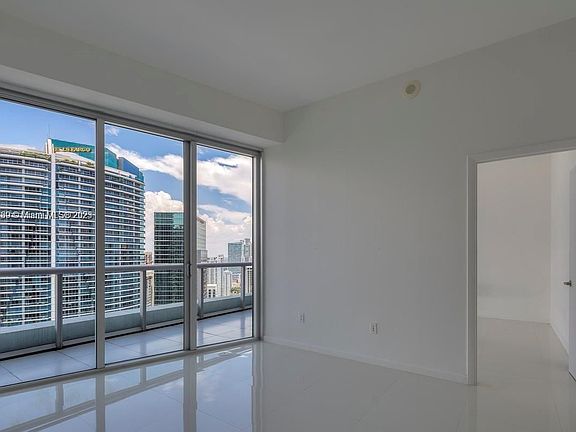 5th image of 465 Brickell Ave APT 4104