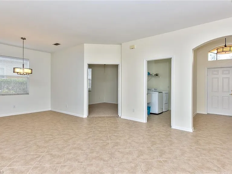 15754 Cutters Ct — Photo 6