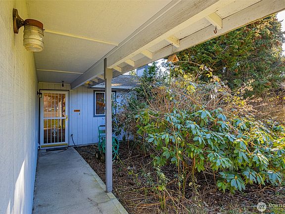 3rd image of 6708 161st Street Ct E