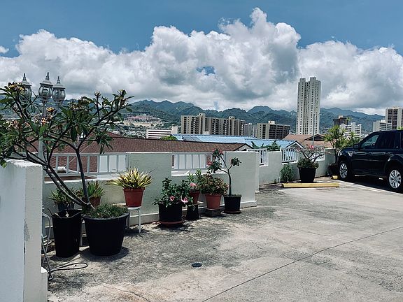 2nd image of 3374 Ala Laulani St