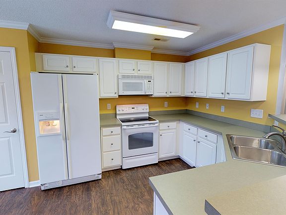 4th image of 130-101 Shallowford Reserve Dr