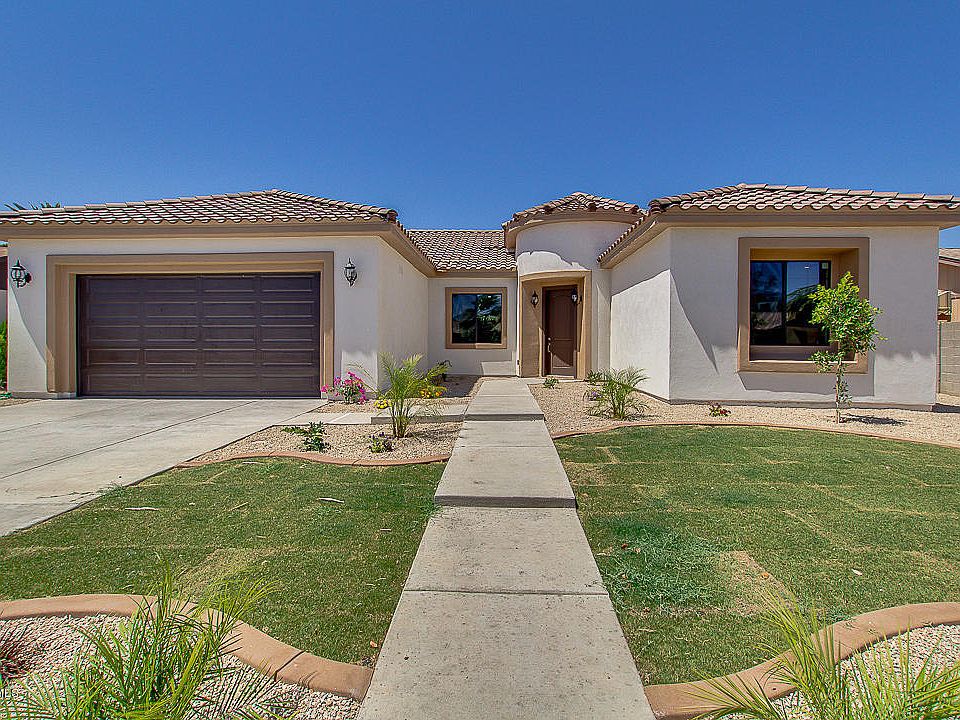 1st image of 2220 E Karen Dr