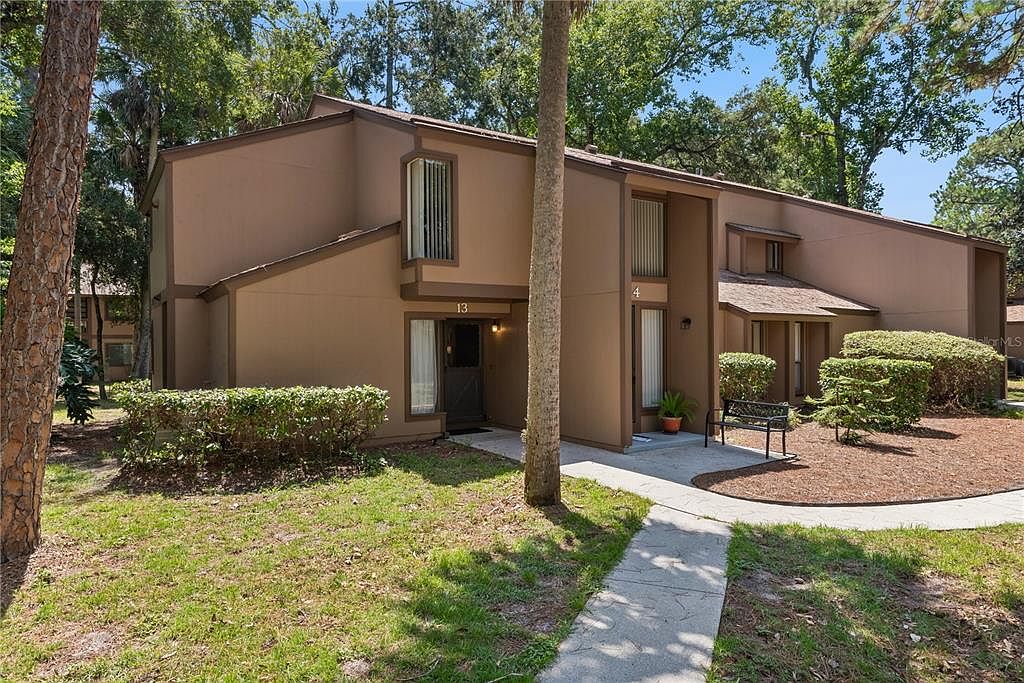 13 PINEHURST PLACE #13 — Palm Harbor Golf Club