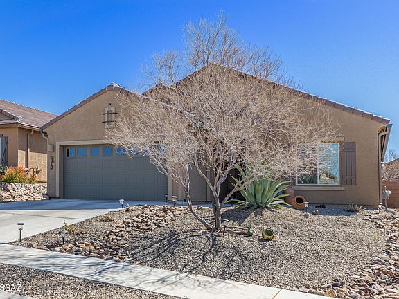 4th image of 13986 E Barouche Dr