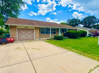 2222 Taylor St, Joliet, IL 60435